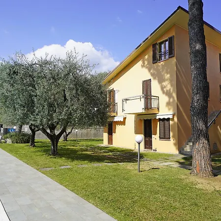 Olive Garden Garda - Pool & View Apartment Moniga del Garda